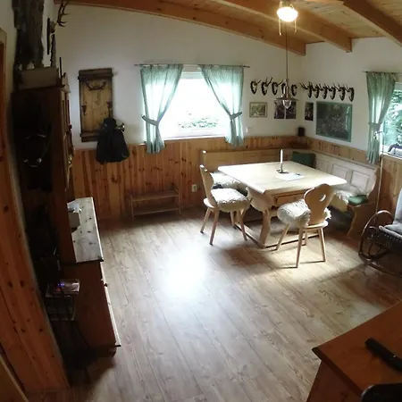 Uriges Jagdcottage Mit Talblick Im Hunsrueck