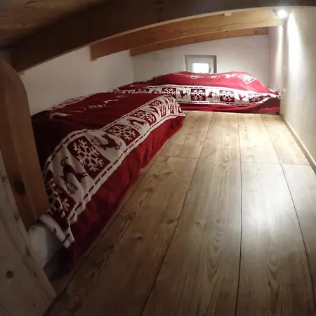 Holiday home Uriges Jagdcottage Mit Talblick Im Hunsrueck *