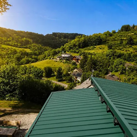Uriges Jagdcottage Mit Talblick Im Hunsrueck Casa de Férias