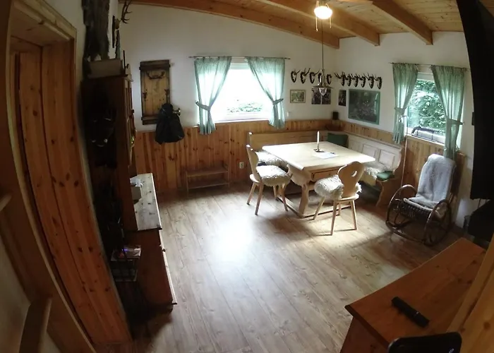 Uriges Jagdcottage Mit Talblick Im Hunsrueck