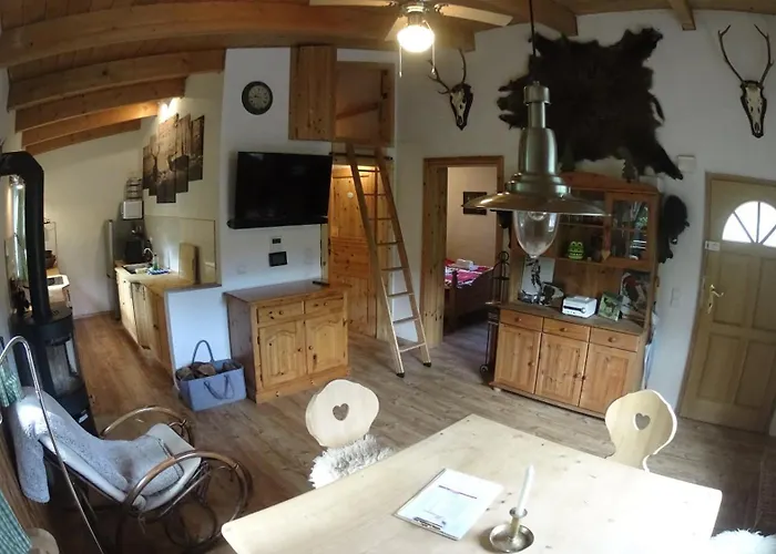 Uriges Jagdcottage Mit Talblick Im Hunsrueck Semesterbostad Grafendhron